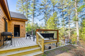 Loon Lake View Newly Built Log Cabin with Fire Pit!